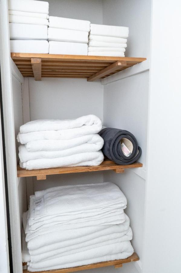 Cosy 2 Bed With Parking Near Piccadilly, Etihad Stadium And Coop Live Sleeps Up To 5 Villa แมนเชสเตอร์ ภายนอก รูปภาพ